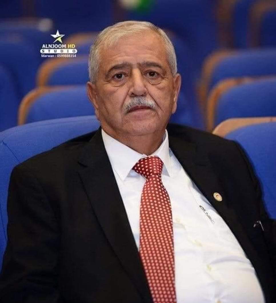 رئيس جمعيه الهلال الاحمر فرع الخليل الحاج سميح ابو عيشه ابو حازم في ذمه الله