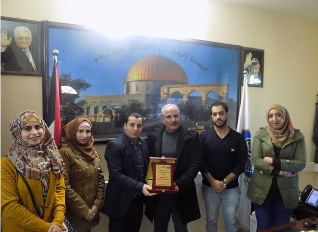 وفد من جمعية التنمية الوطنية الفلسطينيه يزور مخابرات طوباس