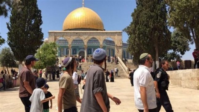 اقتحام  المسجد الاقصى المبارك من قبل قطعان المستوطنين