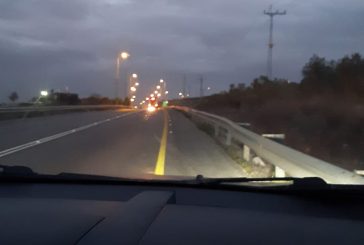 مستوطنون يهاجمون مركبات المواطنين جنوب نابلس