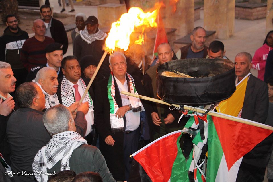 ايقاد شعلة الذكرى الخامسة والخمسين لانطلاقة الثورة الفلسطينية