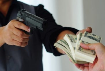 مجهولون ينفذون عملية سطو على احد البنوك شرق بيت لحم