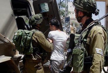 الخليل-الاحتلال يعتقل سبعة مواطنين بينهم أشقاء في الخليل