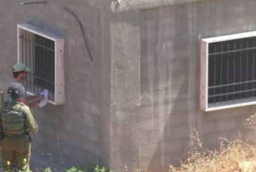 الاحتلال يخطر بوقف البناء في منزل ويستولي على آليات لصب الباطون غرب بيت لحم