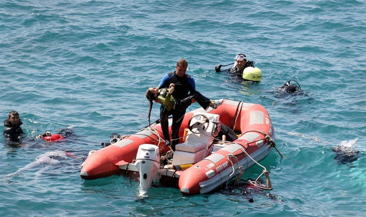 الخارجية: نجاة 8 مواطنين من حادث غرق الزورق في بحر ايجه وجار البحث عن 3 مفقودين