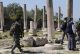 نابلس : الاحتلال يغلق المنطقة الأثرية في سبسطية