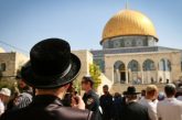 القدس : مستعمرون يقتحمون المسجد الأقصى