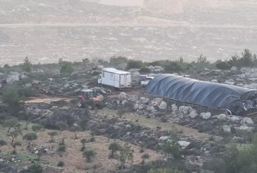 مستوطنون ينصبون منزلاً متنقلاً وخيمة في أراضي غرب بيت لحم