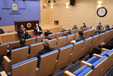 اشتية يستقبل وفدا من جامعة 