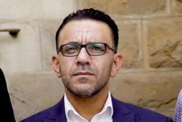 القدس - الاحتلال يفرج عن محافظ القدس عدنان غيث ويجدد منعه من دخول الضفة