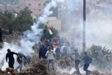 نابلس- الاحتلال يصيب العشرات بالاختناق في قريوت جنوب نابلس