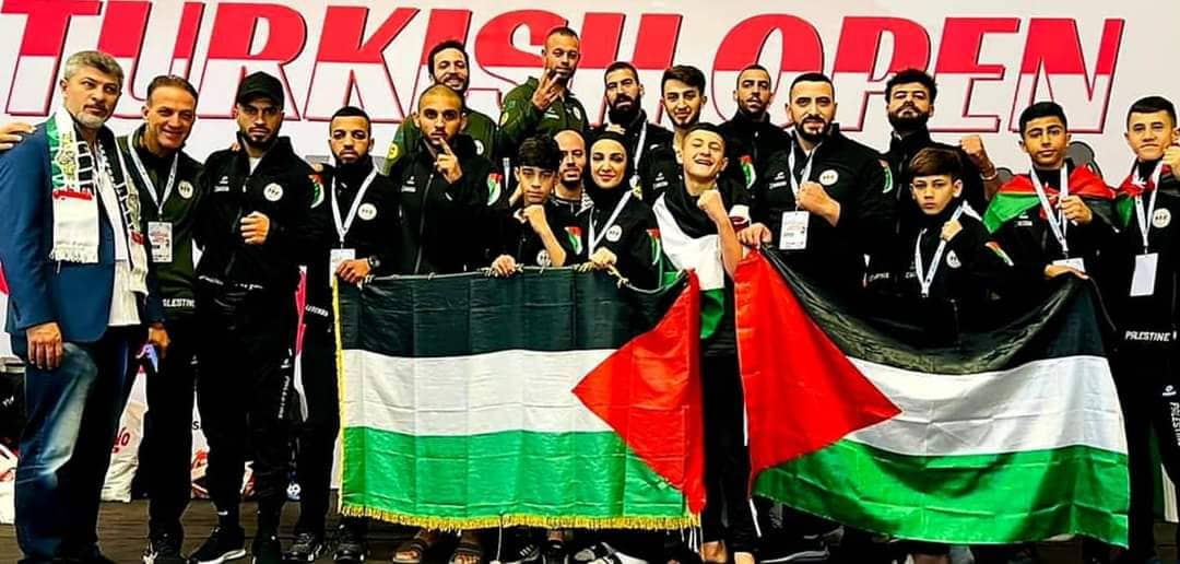 أبطال فلسطين في “الكيك بوكسينغ” يحققون 6 ميداليات ملونة في بطولة العالم