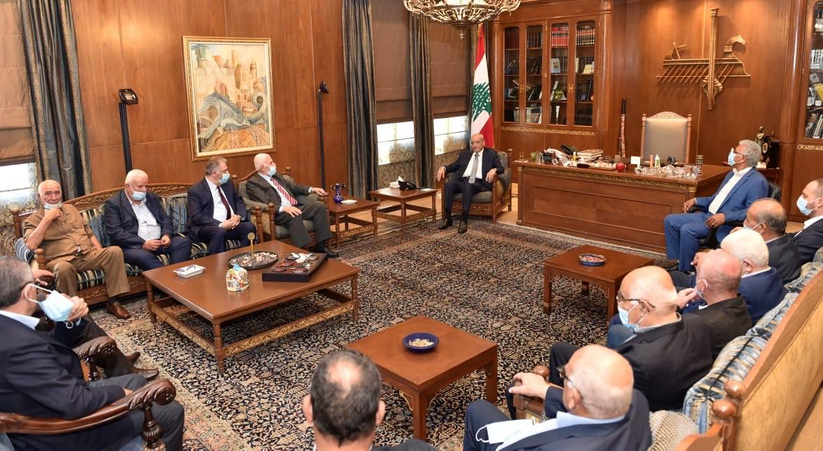 الأحمد يلتقي رئيس مجلس النواب اللبناني