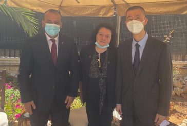 السفير الصيني والأمين العام للاتحاد العام للكتاب يبحثان التعاون الثقافي المشترك