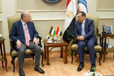 مصطفى يبحث مع وزير البترول المصري سبل تعزيز التعاون