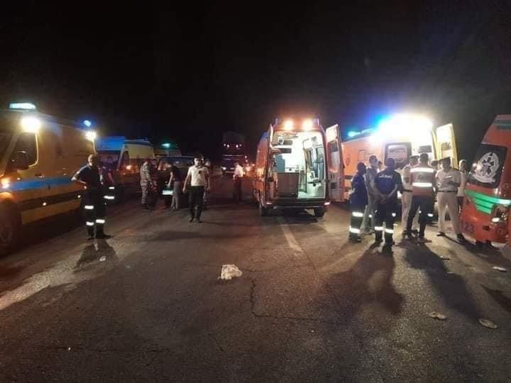 حادث سير مروع يخلّف 17 قتيلا في سوهاج بمصر
