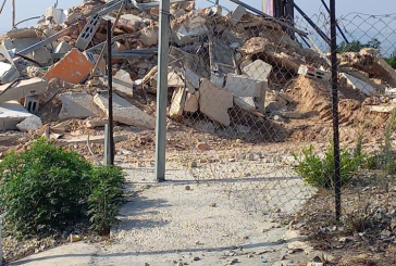 نابلس-الاحتلال يهدم منشأتين تجاريتين في بزاريا شمال نابلس