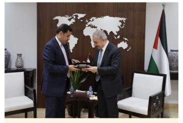 اشتية يستقبل السفير الأردني لمناسبة انتهاء مهامه الرسمية