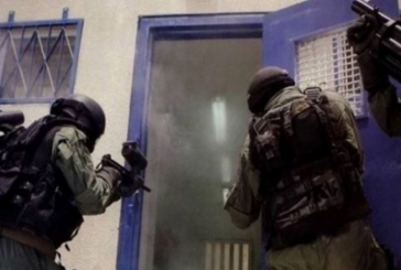 وحدات القمع تقتحم قسمي (15) و(16) في سجن 