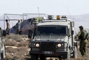 اريحا-الاحتلال يغلق طرقا ترابية في أريحا ويداهم تجمعا بدويا