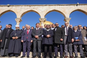 القدس : وفد دبلوماسي أوروبي يزور المسجد الأقصى ويطلع على تطورات الأوضاع فيه