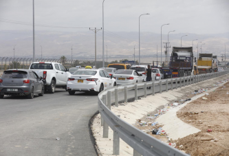 أريحا : الاحتلال يواصل حصار مدينة أريحا لليوم العاشر على التوالي