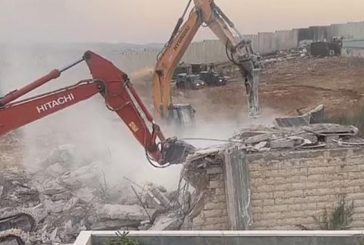 القدس : الاحتلال يهدم منازل ومنشآت في بلده عناتا