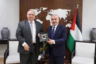 اشتية يستقبل سفير جمهورية الأوروغواي لمناسبة انتهاء مهامه الرسمية