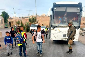 الاحتلال يحتجز مدير ومعلمي مدرسة شعب البطم بمسافر يطا جنوب الخليل