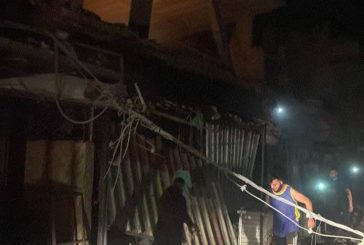 نابلس : الاحتلال يفجر منزلا ويدمر طرقا في مخيم بلاطة شرق نابلس