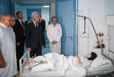 أول دفعة من جرحى العدوان الإسرائيلي على غزة تصل إلى تونس