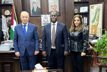 السفير الرفاعي يبحث مع مدير شؤون 