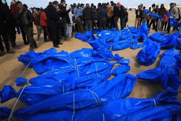 غزة : الاحتلال يسلّم جثامين 47 شهيدا سرقها من مناطق متفرقة في قطاع غزة