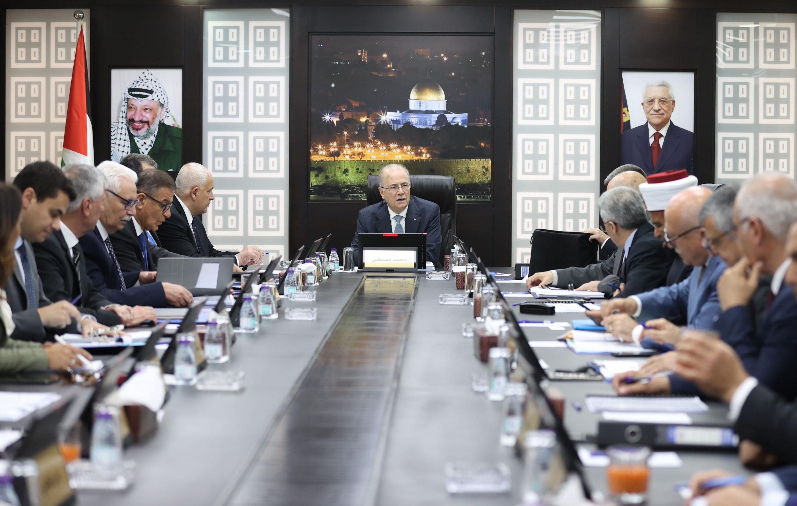 رام الله: مجلس الوزراء يبحث تطورات الأوضاع في قطاع غزة وخطط وزارتي النقل والمواصلات وشؤون المرأة