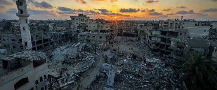 غزة-ارتفاع عدد الشهداء جراء قصف الاحتلال المناطق الشرقية من خان يونس إلى 71