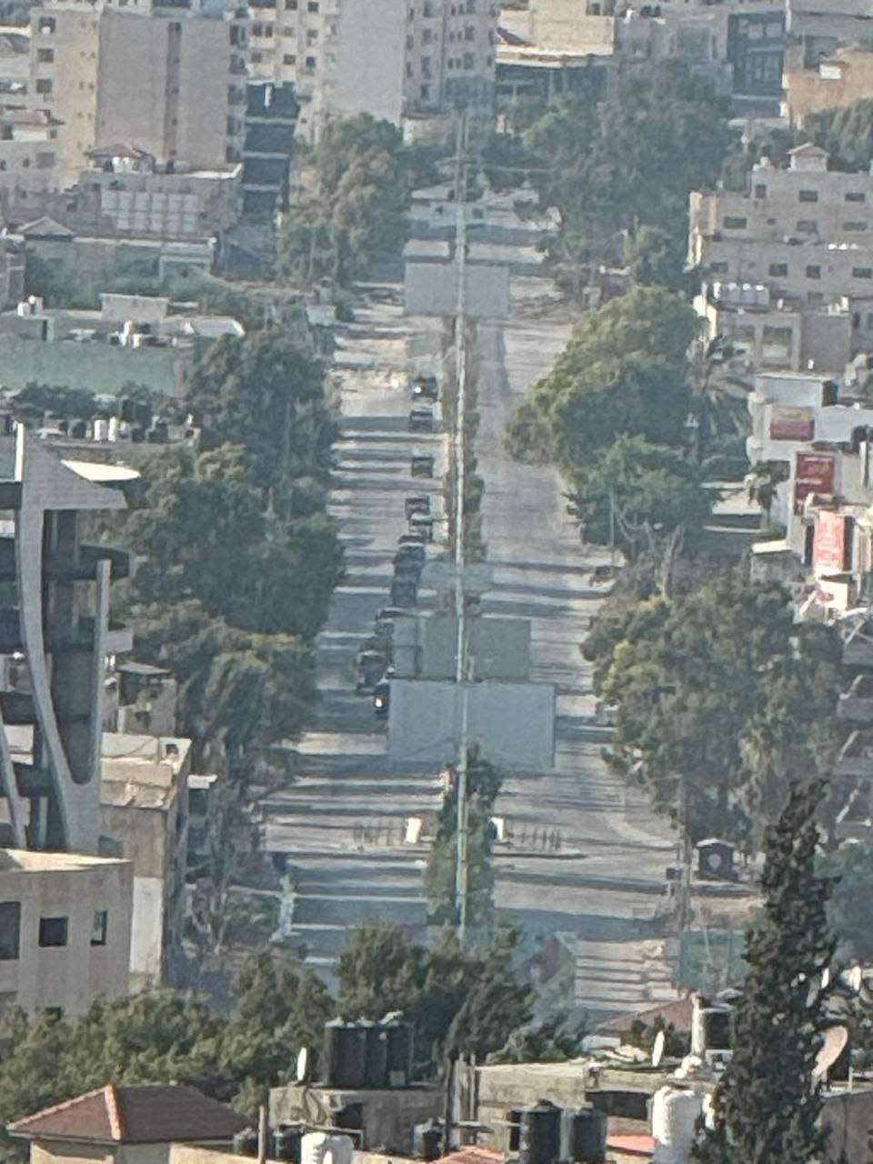 جنين-الاحتلال يداهم منازل المواطنين في مخيم جنين