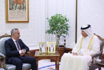 السفير أبو الرب يطلع رئيس مجلس الشورى القطري على آخر المستجدات في فلسطين