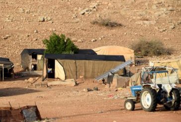 طوباس-الاحتلال يخطر بوقف العمل في منشآت بالأغوار الشمالية