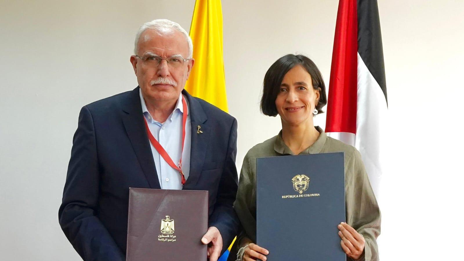 المالكي يوقع مع وزير البيئة الكولمبية على مذكرة تفاهم بشأن التعاون في مجال البيئة