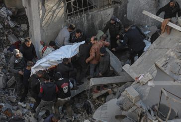 شهداء وجرحى في قصف إسرائيلي على مدينة غزة وإحراق عشرات المنازل