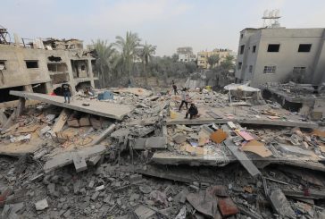 ثلاثة شهداء بينهم طفلتان ومصابون في قصف الاحتلال حي الزيتون بمدينة غزة