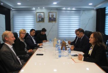 سلطة المياه تبحث مع شبكة المياه العالمية الهولندية مجالات التعاون المشترك