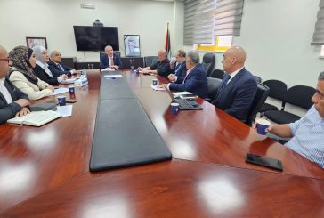وزارة الصحة تبحث مع اتحاد الصناعات الدوائية دعم وتطوير الإنتاج الوطني للأدوية