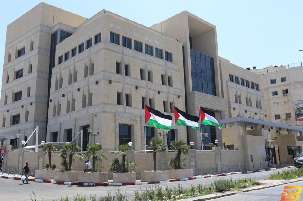 سلطة النقد: إجراءات عملية لمعالجة أزمة تراكم الشيقل في المصارف المحلية