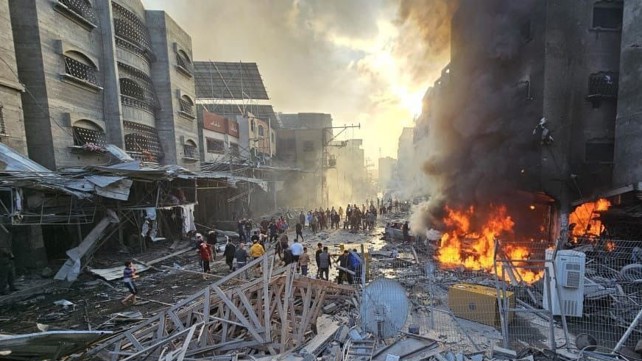 غزة : 6 شهداء بقصف الاحتلال خيمة تؤوي نازحين في مدينة غزة