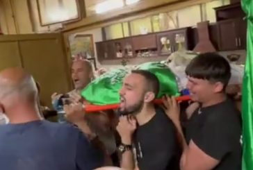 ‫تشييع جثمان الشهيد علاء شريتح في طولكرم