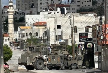 العدوان مستمر منذ الأمس.. جيش الاحتلال يدفع بتعزيزات إلى مخيم طولكرم