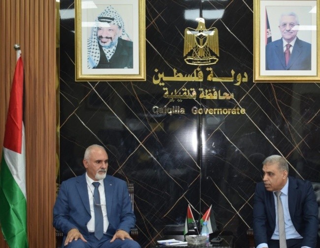 وزير الزراعة يتفقد القطاع الزراعي في قلقيلية