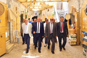 وزراء السياحة والاثار والحكم المحلي والثقافة يتفقدون المواقع التاريخية والاثرية في الخليل