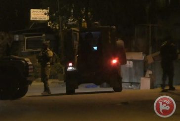 الاحتلال يعتقل 3 مواطنين من بيت كاحل